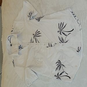 Men's Size S fresh material button down palm print shirt